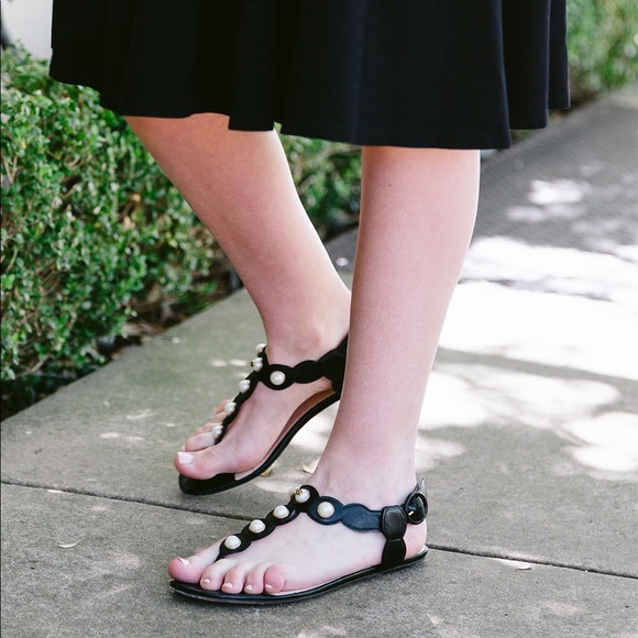 Authentic Gucci Sandals with Pearl detail - Picture 7 of 7